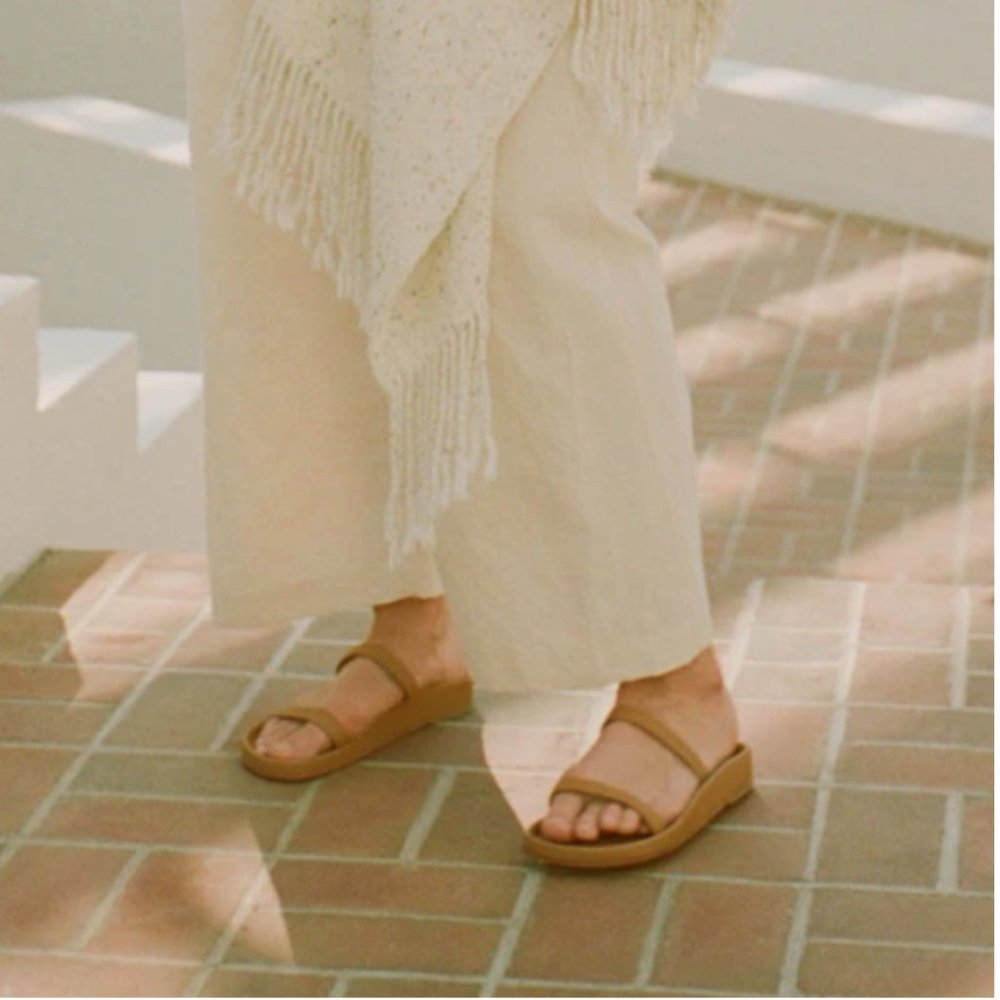 BRAND NEW Lauren Manoogian Line Saddle Sandals - Picture 3 of 3
